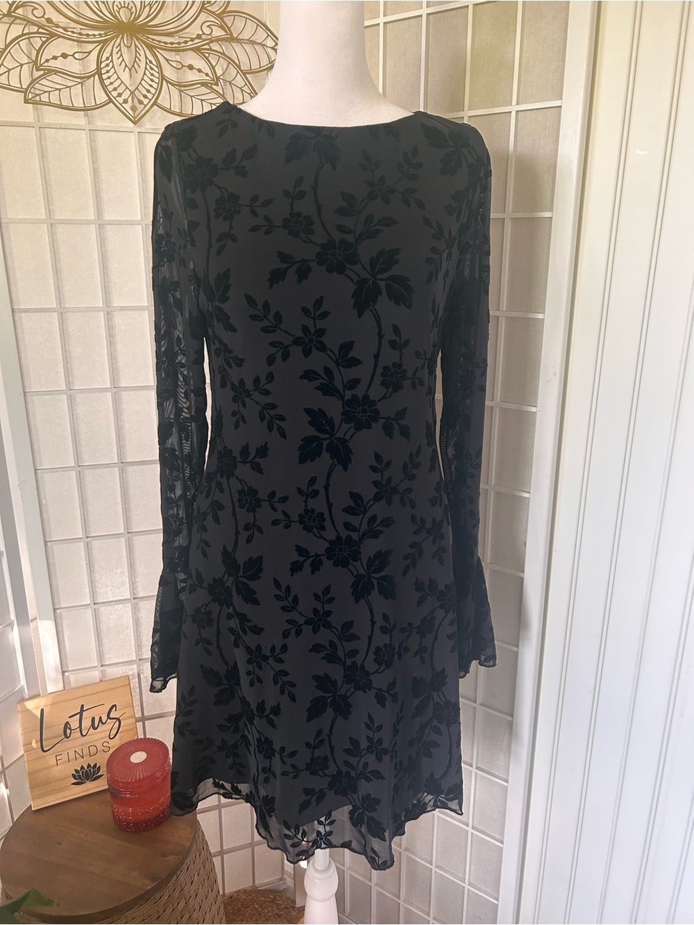 BTFBM Black Velvet Burnout Floral Bell-Sleeve Dress NWT Medium